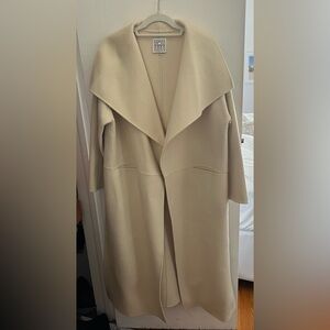 Toteme signature coat